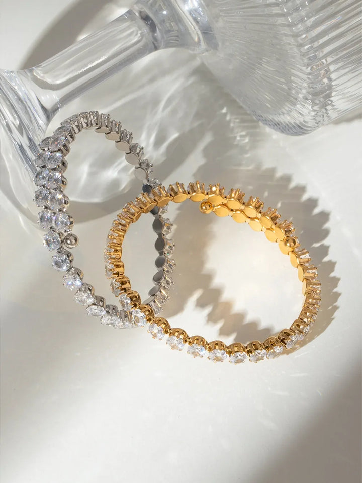 070a687c-b055-454b-a5c3-5f746f8cc959-Max