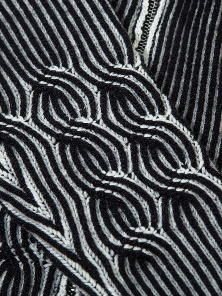 8b5c45ab5095482db30b369d4c0f36c6-Max-Origin