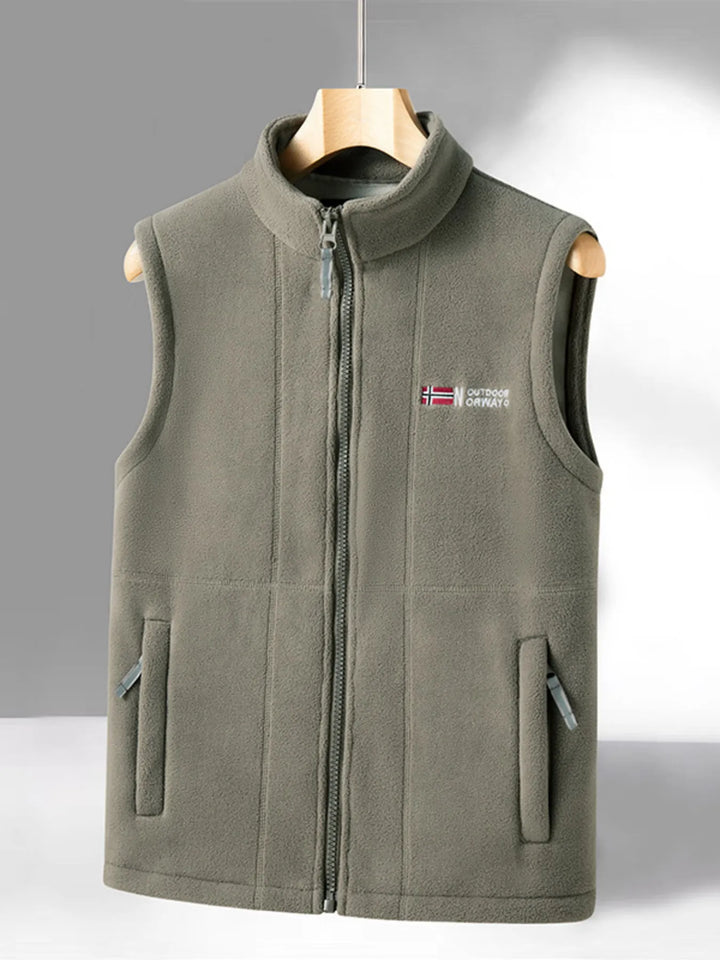 e0f82e23a0ee41b29b6ff13d0f53ece3-Max-Origin